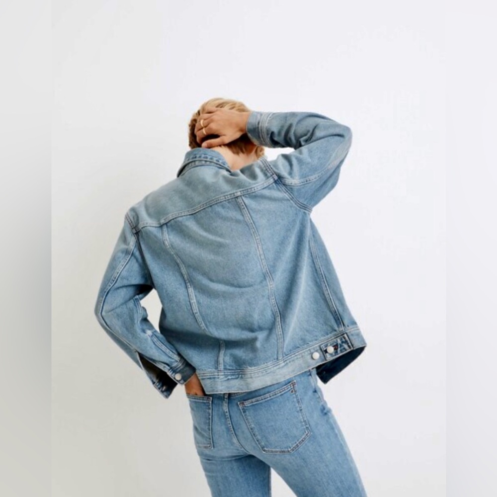 *NWOT* Madewell / The Oversized Trucker Jean Jacket / Akenside Wash / XS - Picture 3 of 7
